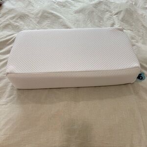Pillow Cube Side Cube - 5" Height - Standard Size Side Sleeper Pillow
